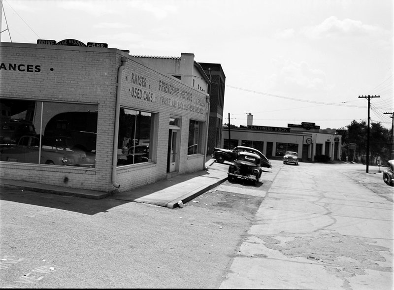 122A-9 Hampden Ln Friendship Motors Caithness Buick Bethesda 1946.jpg