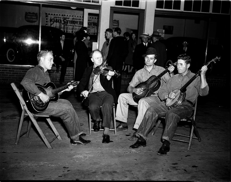 A251-A City Motors Rockville Studebaker Grand Opening Band 1940.jpg