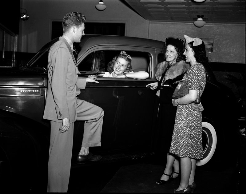 A251-B City Motors Rockville Studebaker Ladies by Studebaker 1940.jpg