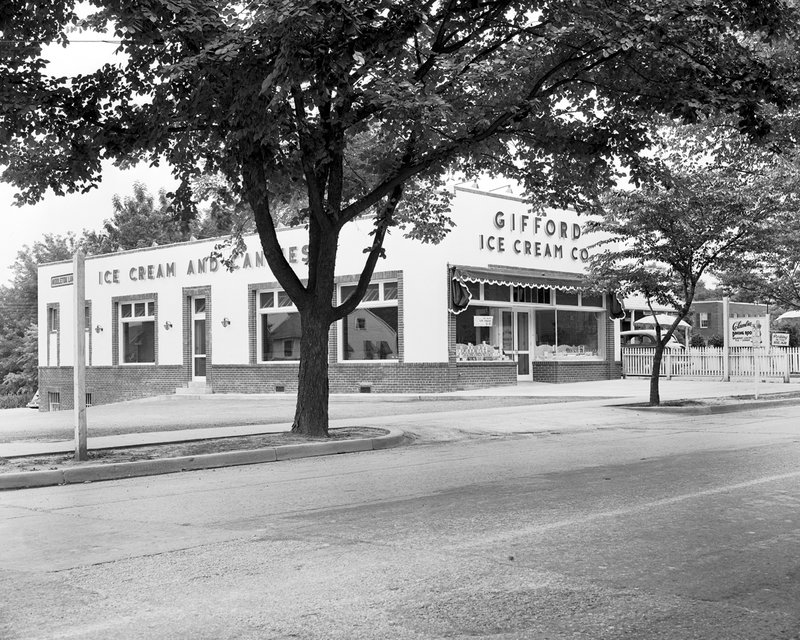 A298-21 Gifford Ice Cream Co Wisconsin Ave.jpg :: Gifford Ice Cream Co on Wisconsin Ave