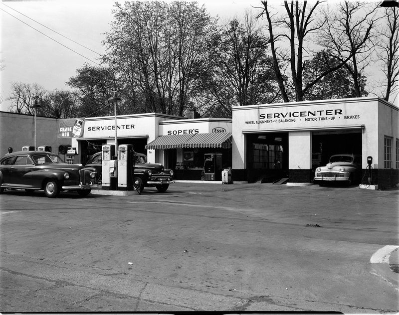 A515A Soper Esso Station 1947.jpg