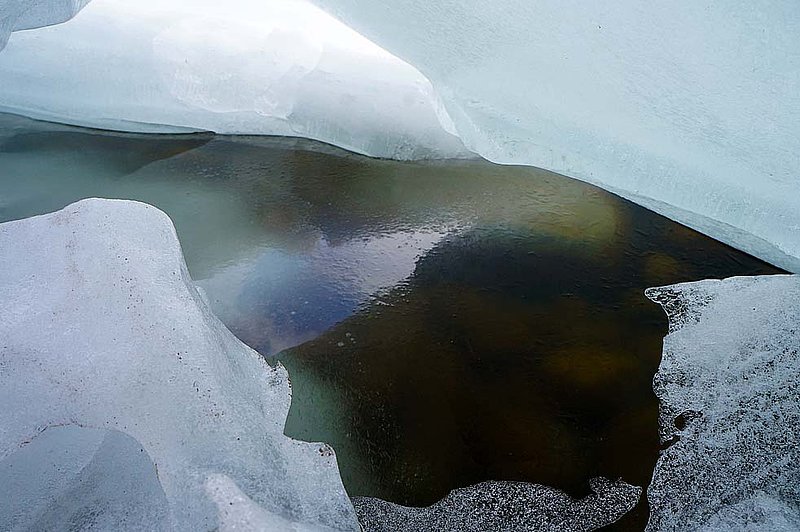 Ice  Water Pressure Crack.jpg