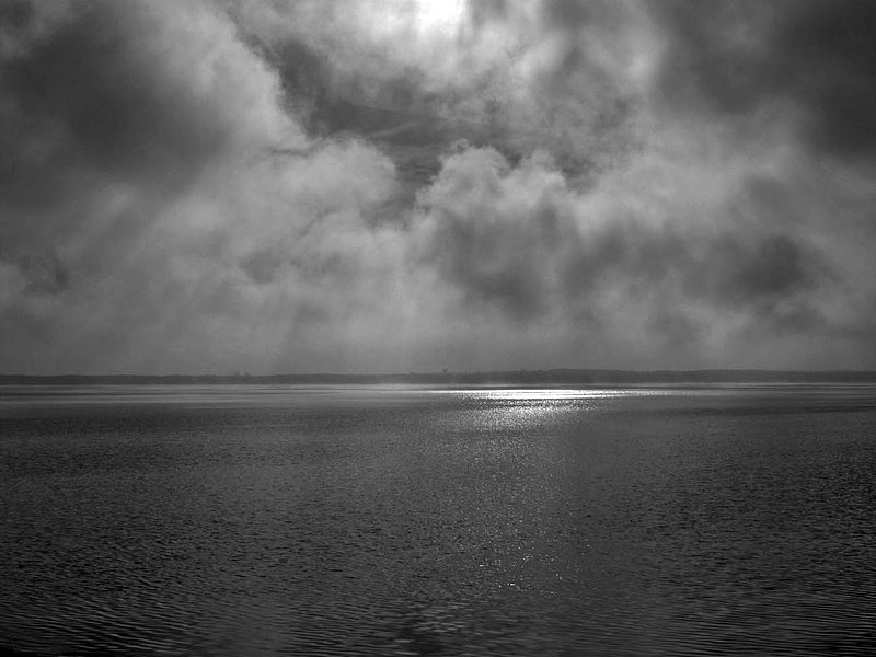 Storm Front Moving In.jpg ::                                