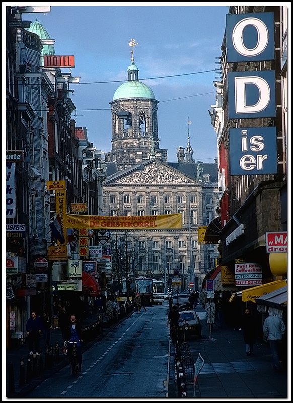 Amsterdam-24-10-02.jpg