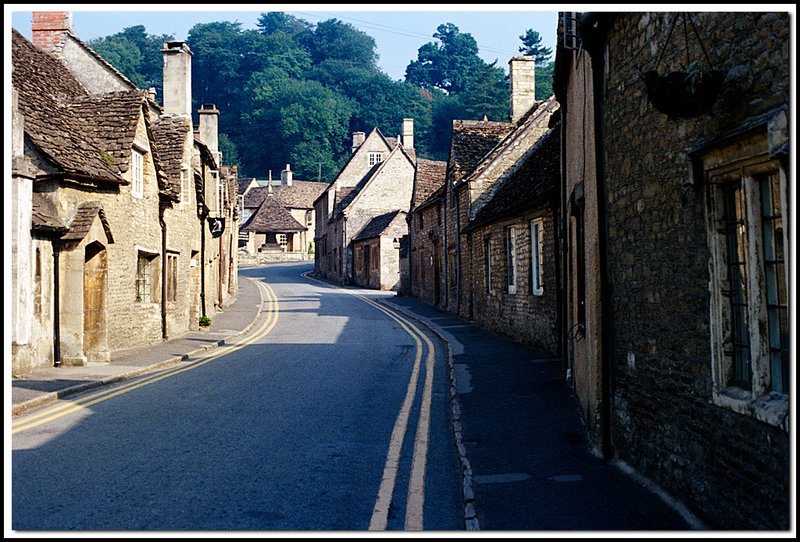 Castle Coombe-02-09-09.jpg