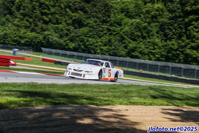 20250809-J1112MK.jpg :: Aug 09, 2025: Ohio Valley Region SCCA Regional Road Race at Mid-Ohio Sports Car Course