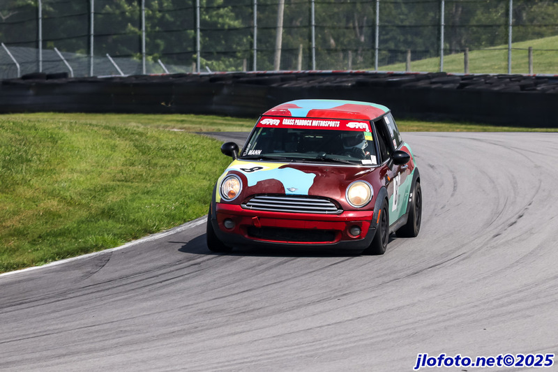 20250810-J1242MK.jpg :: Aug 10, 2025: Ohio Valley Region SCCA Regional Road Race at Mid-Ohio Sports Car Course