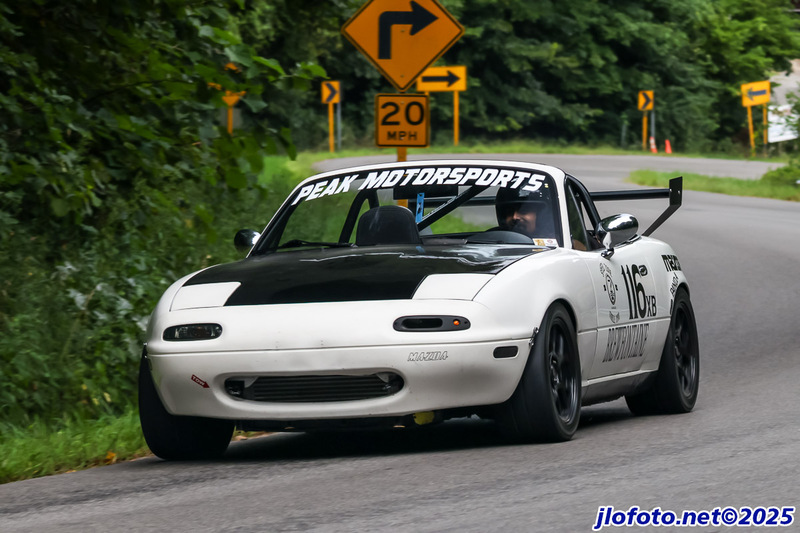 20250823-J0184CMK.jpg :: Aug 23, 2025: Bellefontaine Hill Climb Revival, The Hill Climb