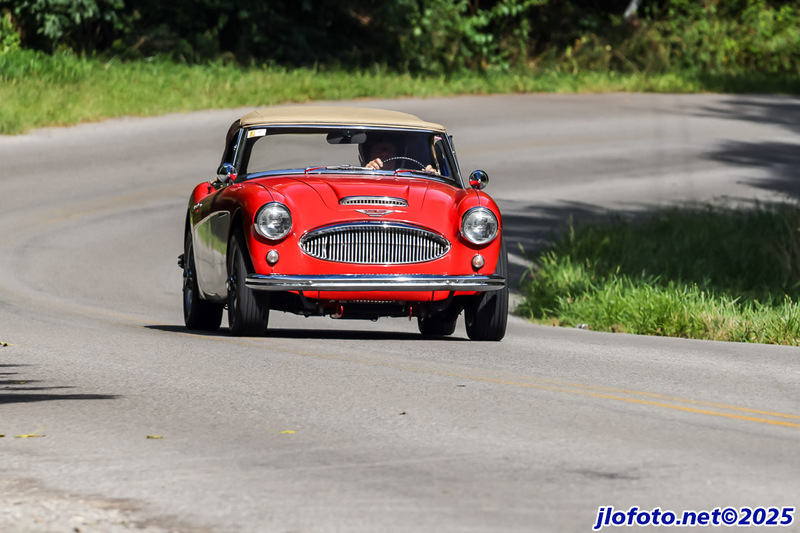 20250823-J0450CMK(1).jpg :: Aug 23, 2025: Bellefontaine Hill Climb Revival, The Hill Climb