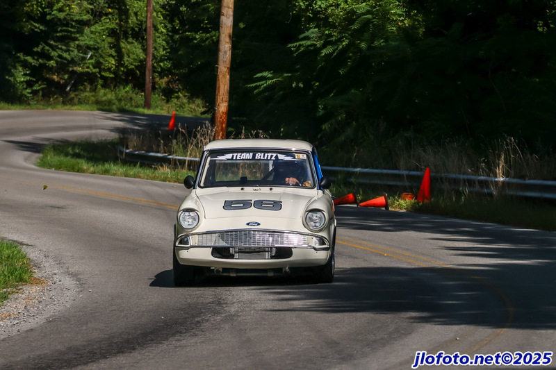 20250823-J0622CMK(1).jpg :: Aug 23, 2025: Bellefontaine Hill Climb Revival, The Hill Climb