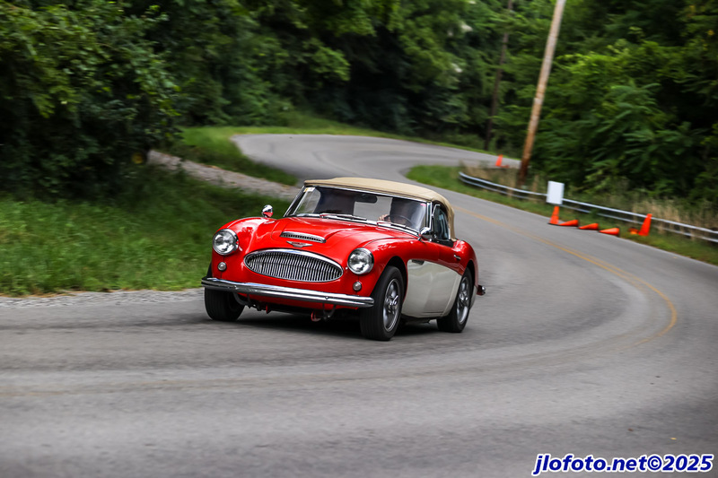 20250823-J1251CMK(1).jpg :: Aug 23, 2025: Bellefontaine Hill Climb Revival, The Hill Climb