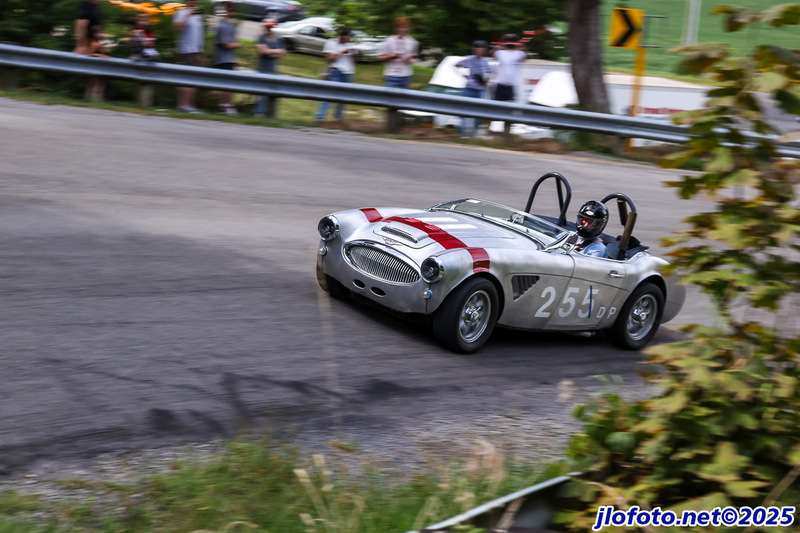 20250823-J2211CMK(1).jpg :: Aug 23, 2025: Bellefontaine Hill Climb Revival, The Hill Climb