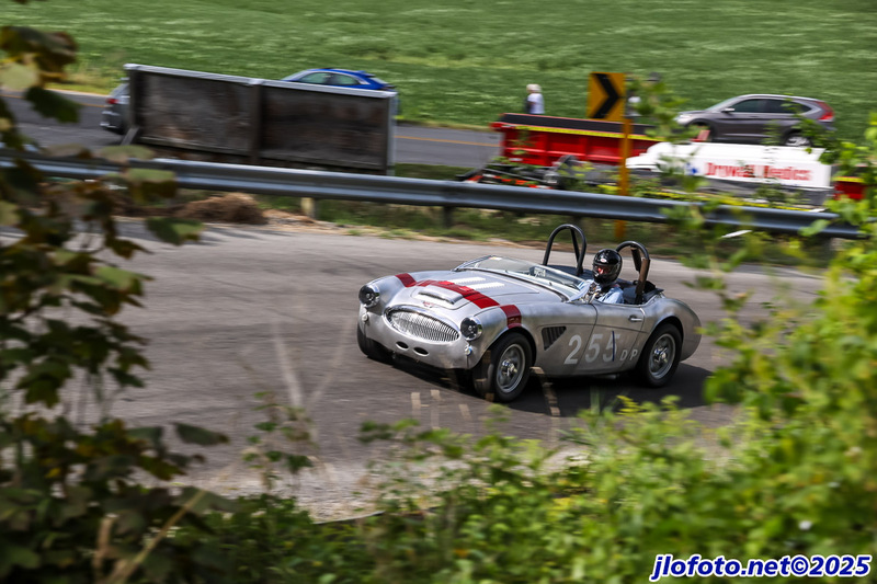 20250823-J2402CMK(1).jpg :: Aug 23, 2025: Bellefontaine Hill Climb Revival, The Hill Climb