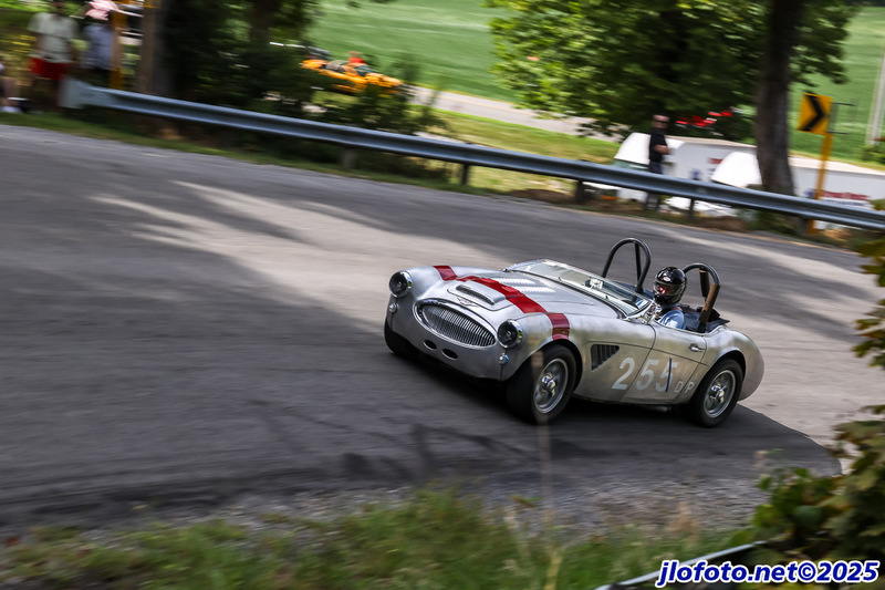 20250823-J2408CMK(1).jpg :: Aug 23, 2025: Bellefontaine Hill Climb Revival, The Hill Climb