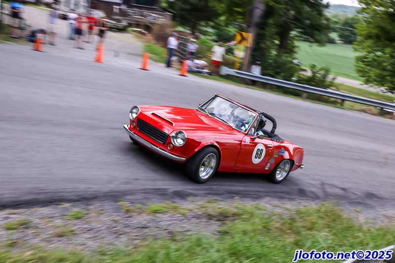 20250823-J2573CMK(1).jpg :: Aug 23, 2025: Bellefontaine Hill Climb Revival, The Hill Climb