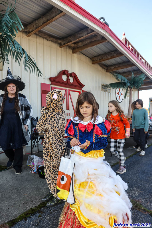 20251101-0241JMK.jpg :: Nov01, 2025: SCCA Trunk or Treat - Cincinnati Region at Traders World, Lebanon, Ohio