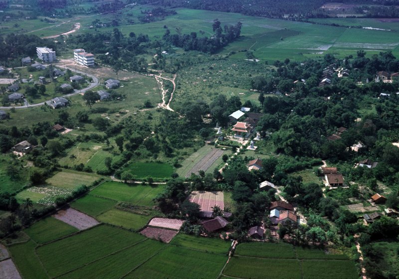 95 village near Vung Tau.jpg