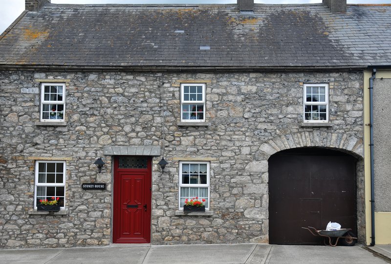 Stone Home.jpg :: Stone is very abundant in Ireland and it is used extensively.