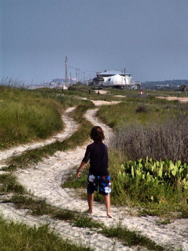 Barefoot Boy.jpg ::   Clear and cloudless skys, balmy sea air and nothing but time for a barefoot boy when all is summer.                           