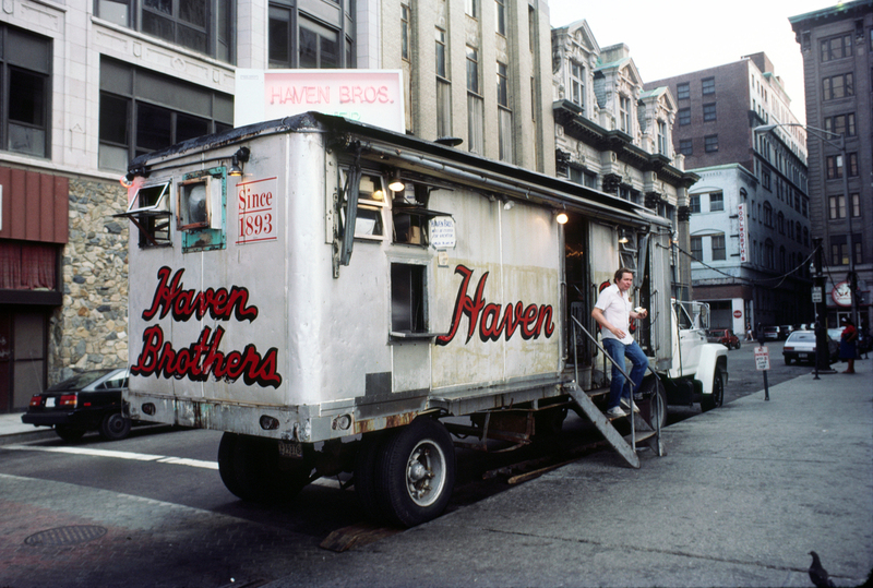 Providence Landmark.jpg :: At first it was horse and wagon that arrived, parked and served food over one hundred years ago over the years the horse and wagon was replaced by a food truck. When I was a young boy we would go there frequently for our Franks and Beans, regular Boston baked or Kidney   along with Brown bread.A small area to sit or take out was available by ten pm the place was filled with patrons. 
