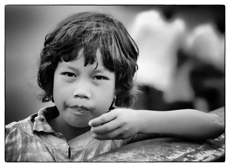 Quite observance.jpg :: If you pay attention you will see the children of Vietnam watching you, they are curious, often times unseen as they observe Americans going about their duties.