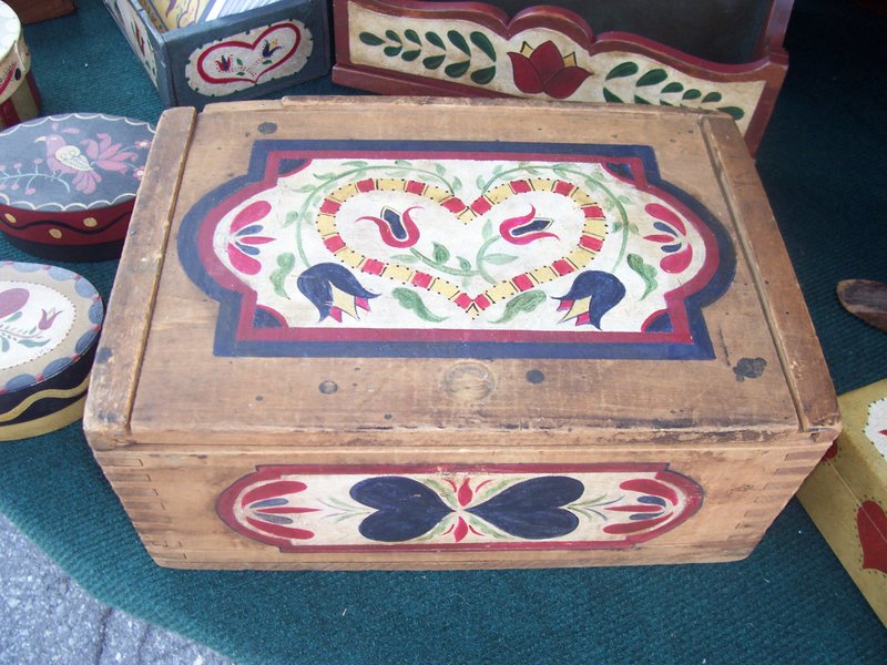 sold..10.jpg :: Antique slide lid box with dutch motif, $ 125.00 Sold