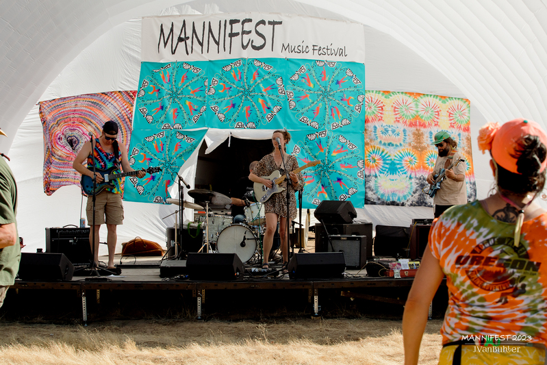 Mannifest23_web-64(1).jpg