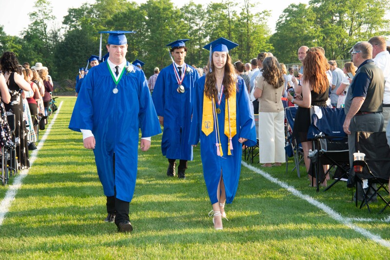 _DSC9026MHSGrad25.jpg