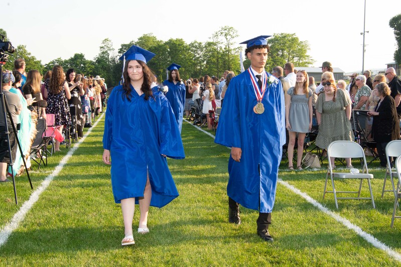 _DSC9027MHSGrad25.jpg