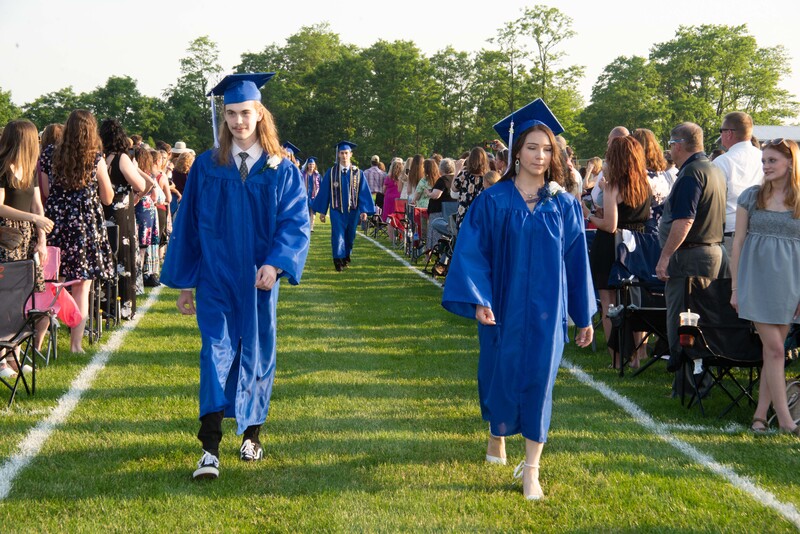 _DSC9034MHSGrad25.jpg
