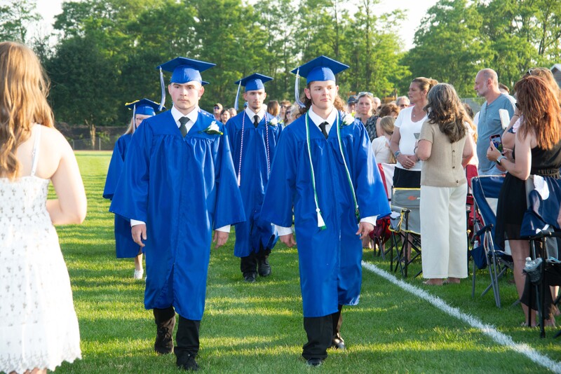 _DSC9051MHSGrad25.jpg