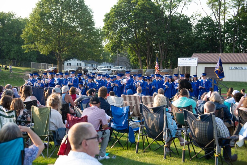 _DSC9061MHSGrad25.jpg