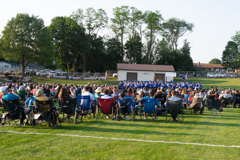 _DSC9065MHSGrad25.jpg