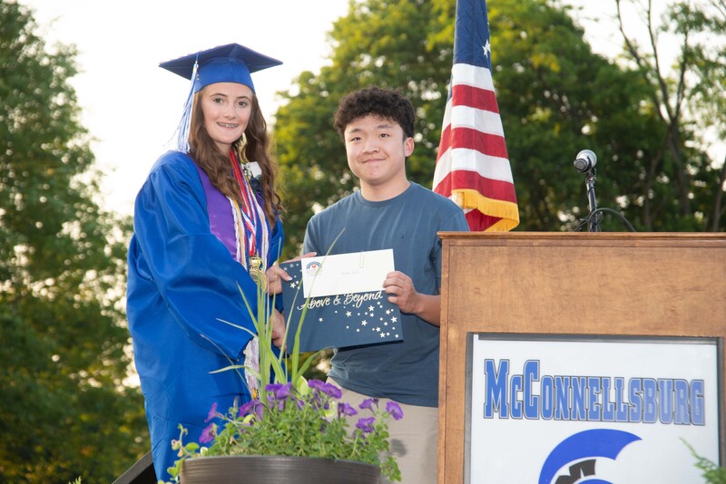 _DSC9089MHSGrad25.jpg