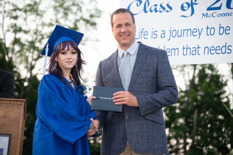 _DSC9221MHSGrad25.jpg