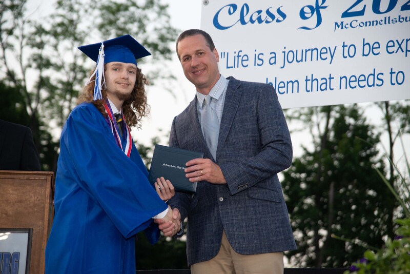 _DSC9246MHSGrad25.jpg