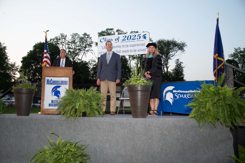 _DSC9269MHSGrad25.jpg