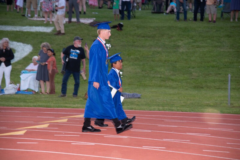 _DSC9280MHSGrad25.jpg