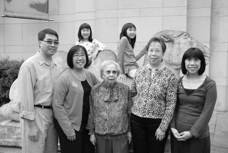 Family Photo 03.jpg