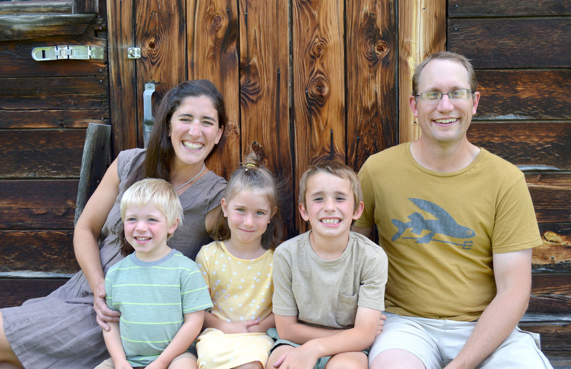 MT Family Photos 03.jpg