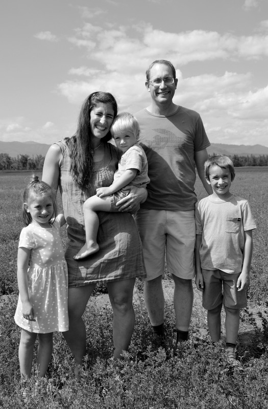 MT Family Photos 04.jpg