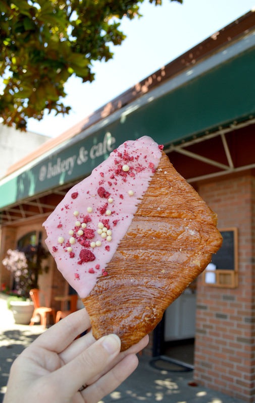 Petit Pierre Bakery 01.jpg