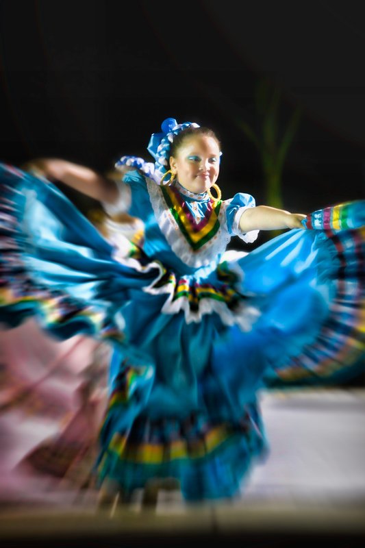 Folkloria Dancer.jpeg.jpg