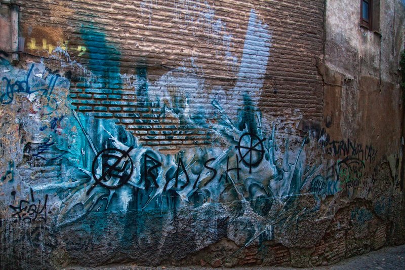 Tag in Toledo Spain small.jpg