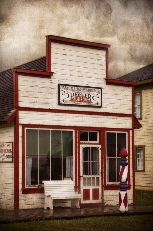 High Class Barbershop3.jpg