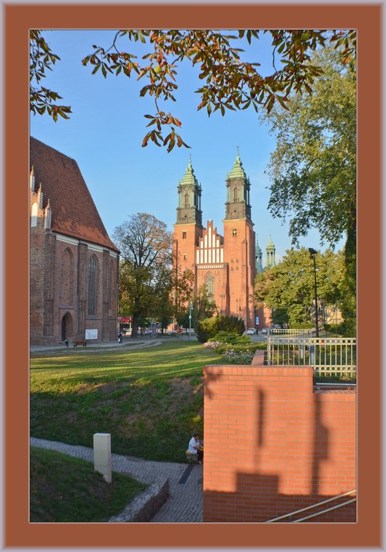 Cath SS Peter Paul Ext 01.jpg