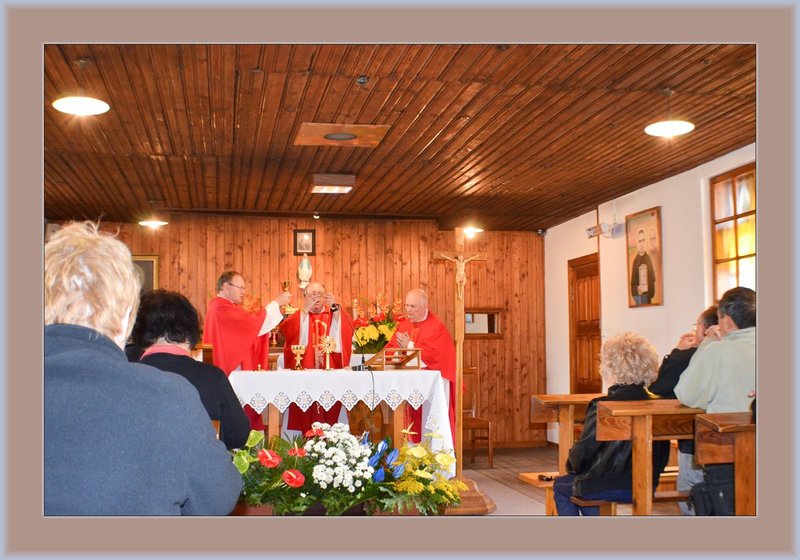 Chapel Mass 10 copy.jpg