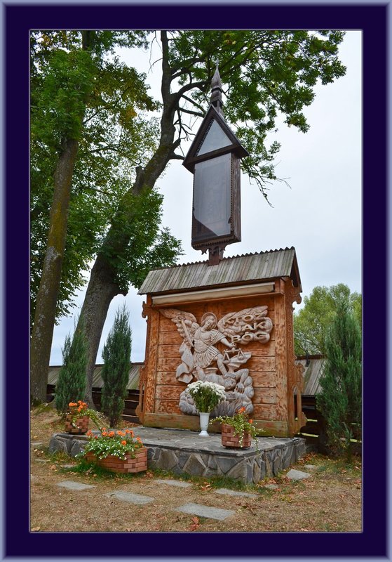 Church of Michael the Archangel 03.jpg