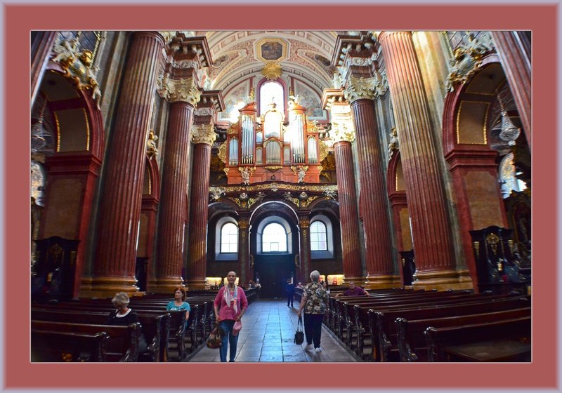 Poznan Mary Mag Int 14 copy.jpg