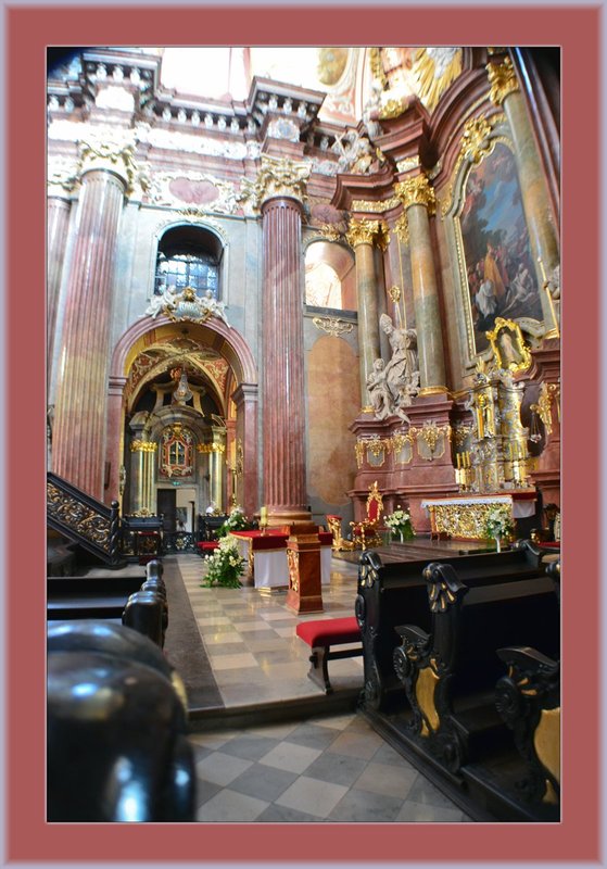 Poznan Mary Mag Int 16.jpg